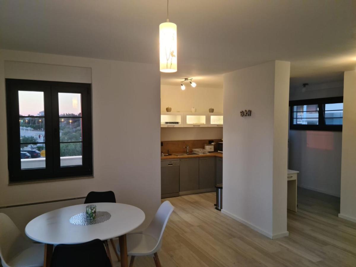 Appartments Akrapovic Vrsi Eksteriør bilde
