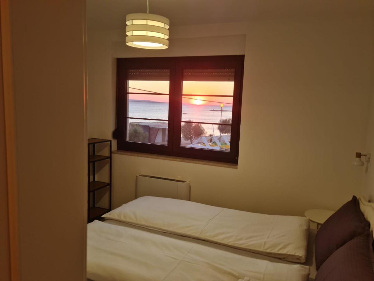 Appartments Akrapovic Vrsi Eksteriør bilde