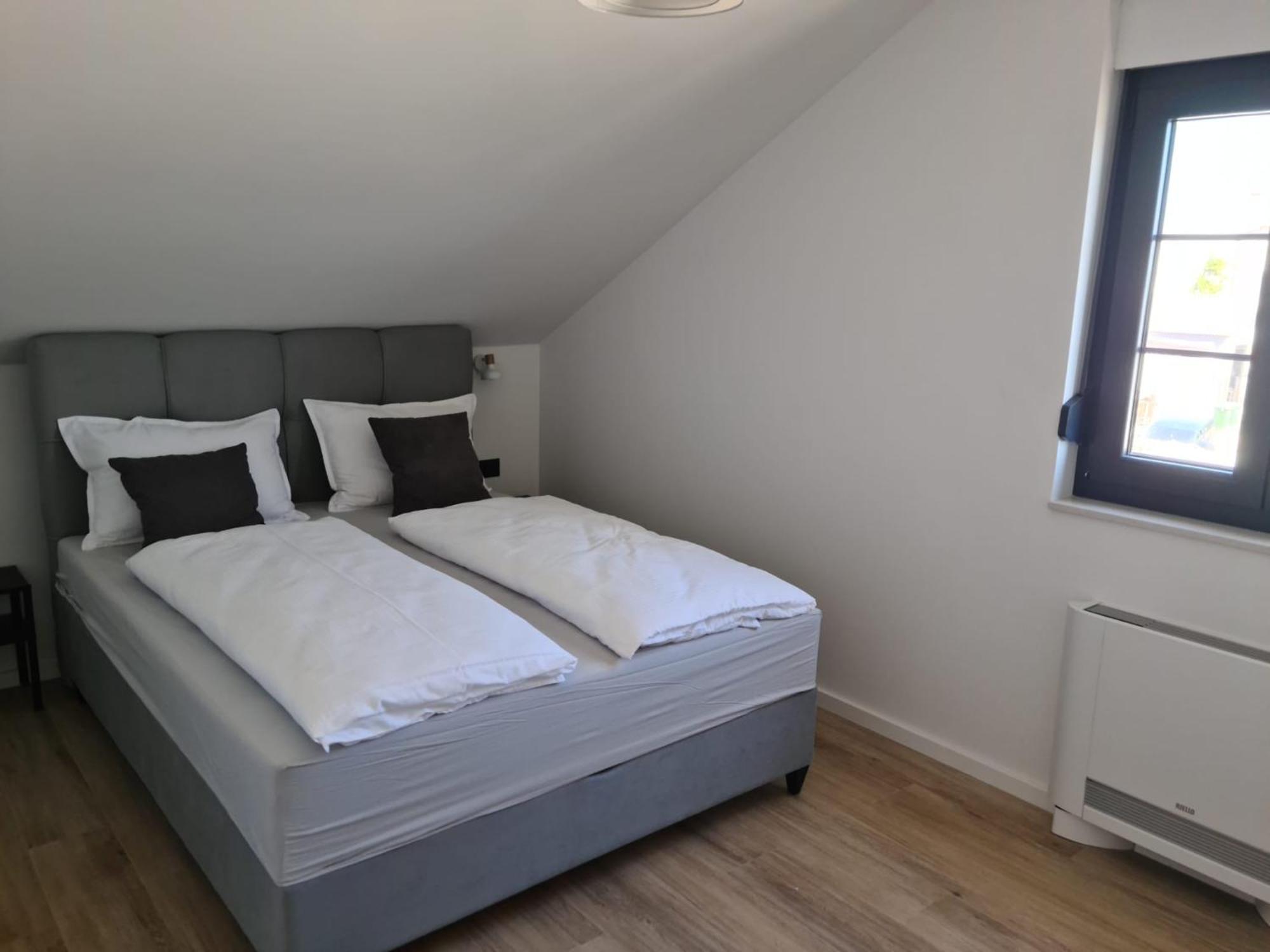 Appartments Akrapovic Vrsi Rom bilde