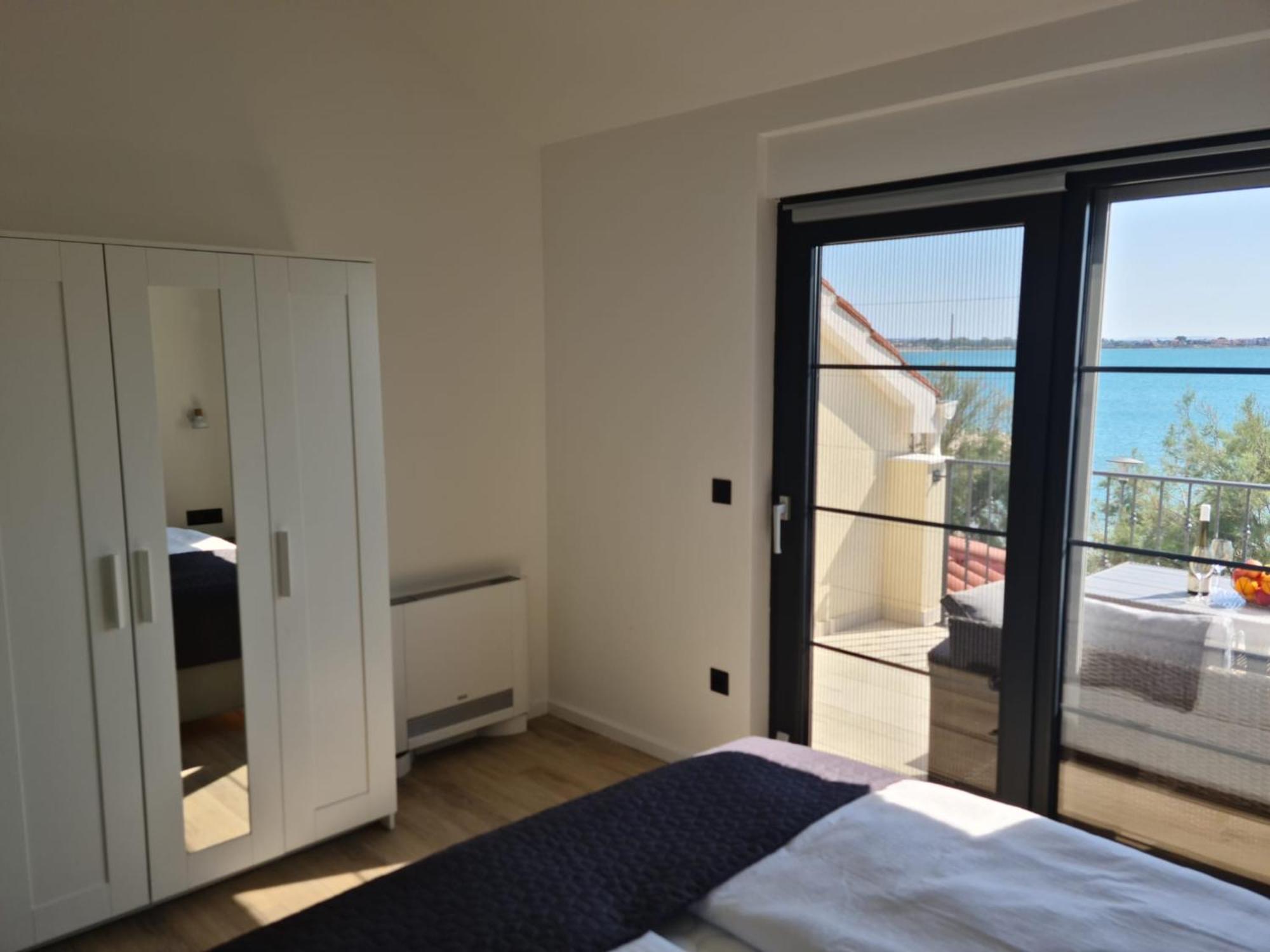 Appartments Akrapovic Vrsi Rom bilde